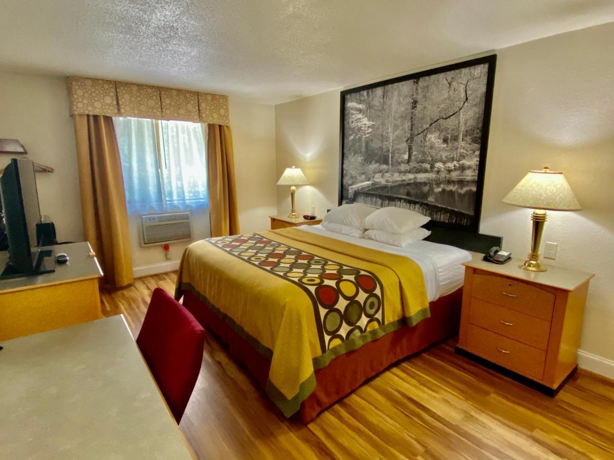 Motel Super 8 By Wyndham Anderson/Clemson Area Esterno foto