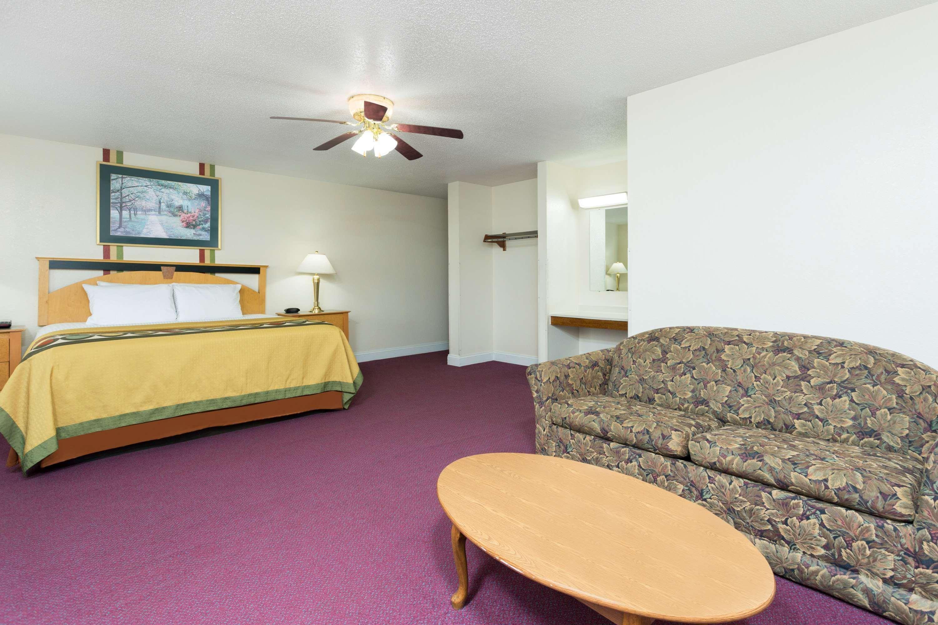 Motel Super 8 By Wyndham Anderson/Clemson Area Esterno foto